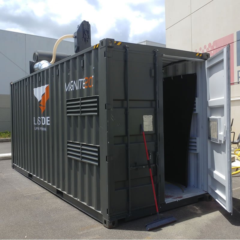 Portable Shipping Container Blast Room » Abrasive Sand Blasting Spray