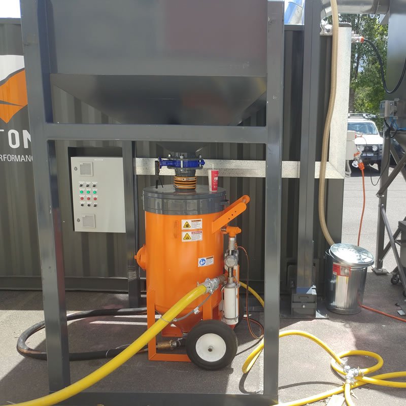 Portable Shipping Container Blast Room » Abrasive Sand Blasting Spray